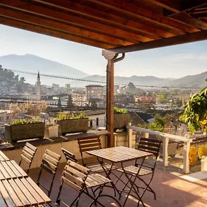 Borklad , Berat Albania