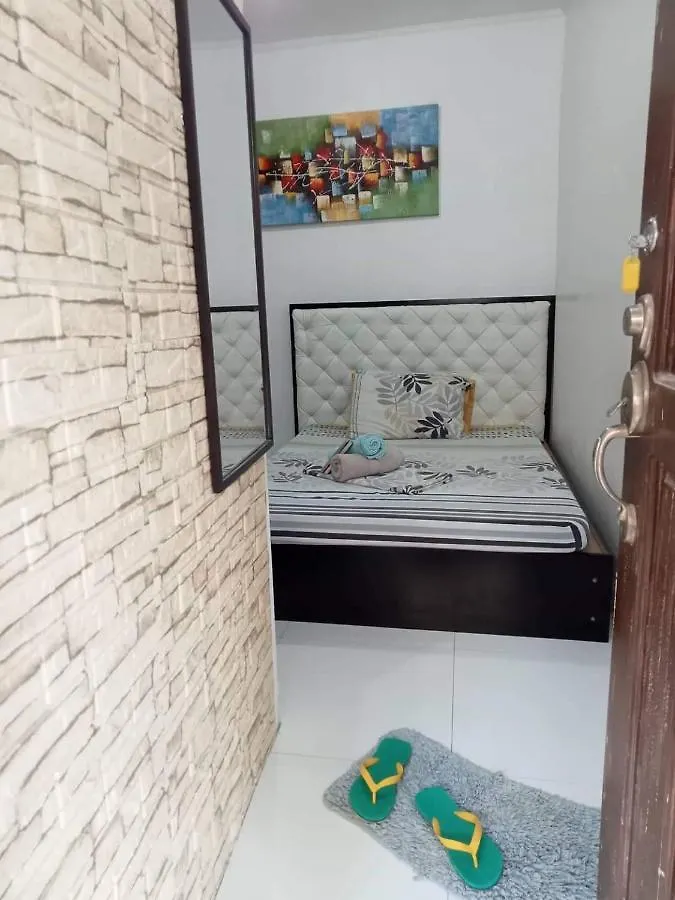 N&J Lopez Lodging House 파사이